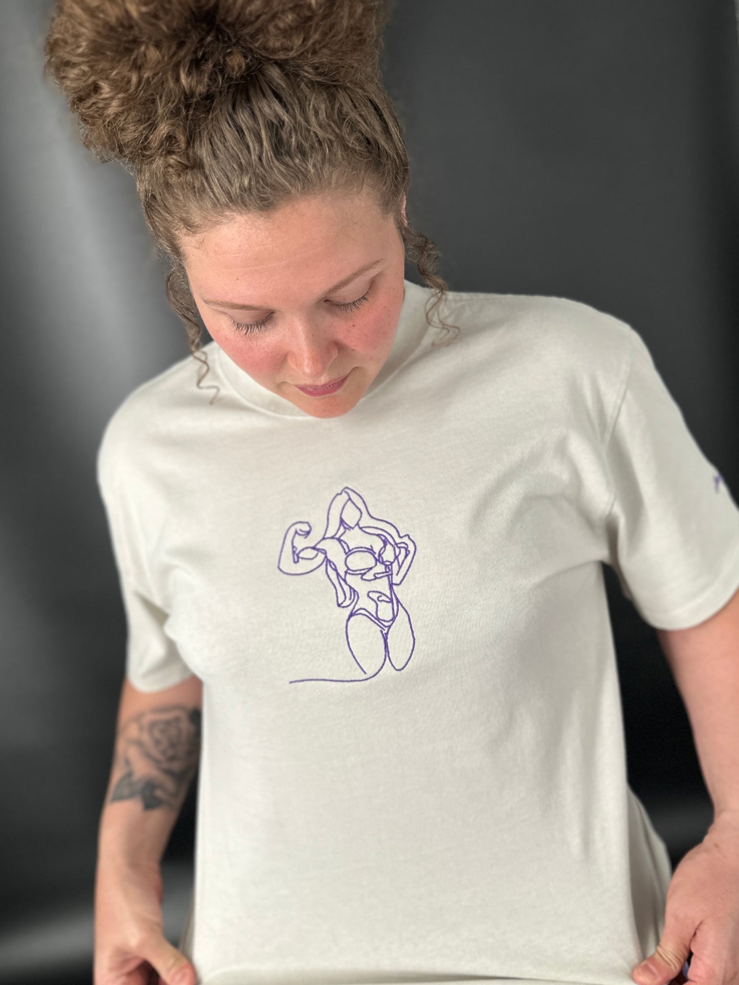 Muscle Mami Line Art Oversized Tee